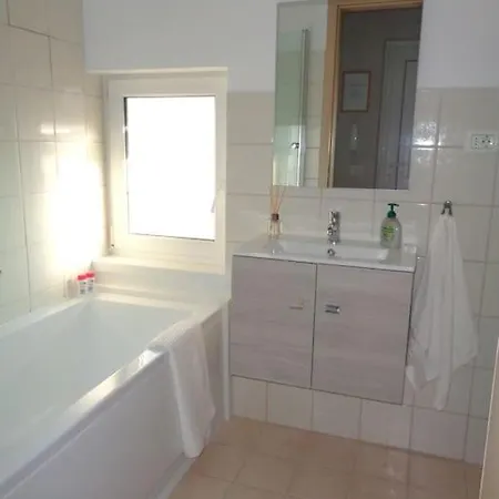 Belvarosi Allodium Tetoterasszal Apartment Szentendre